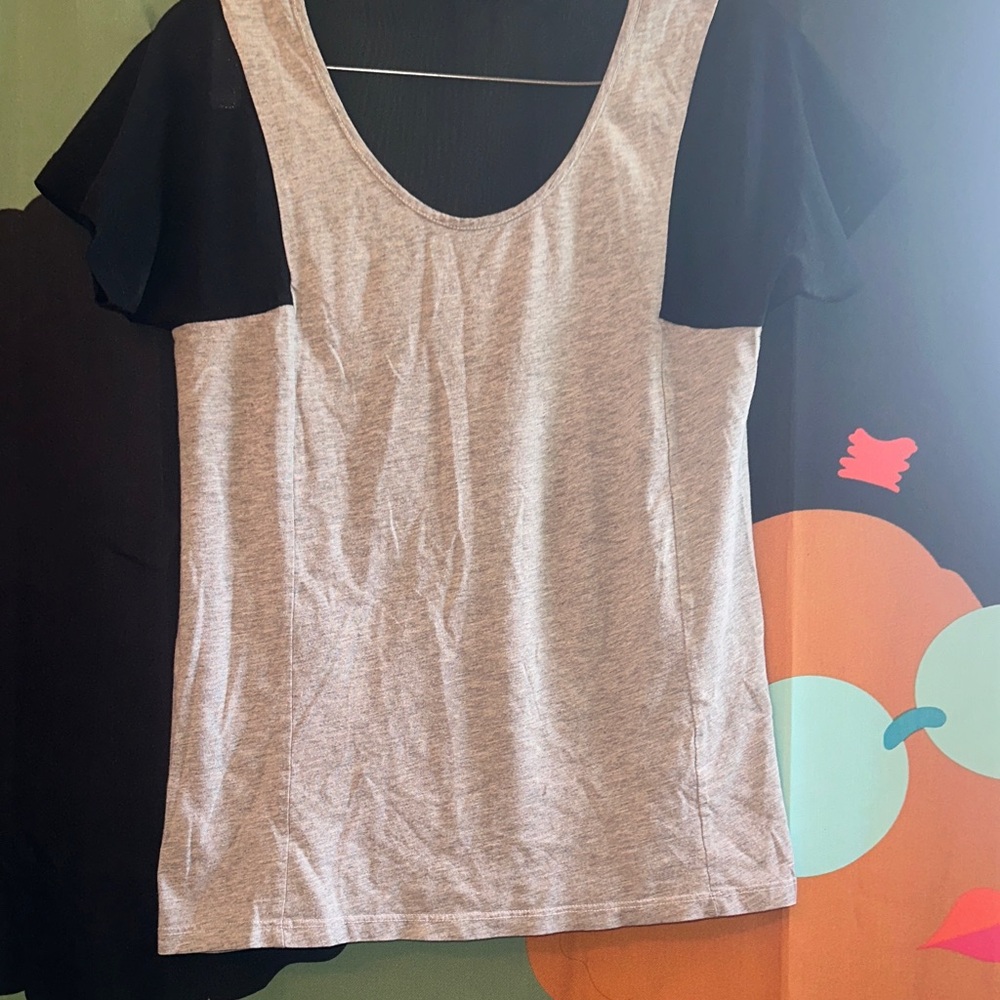 Elegant Black and Gray Women's Short Sleeve Top